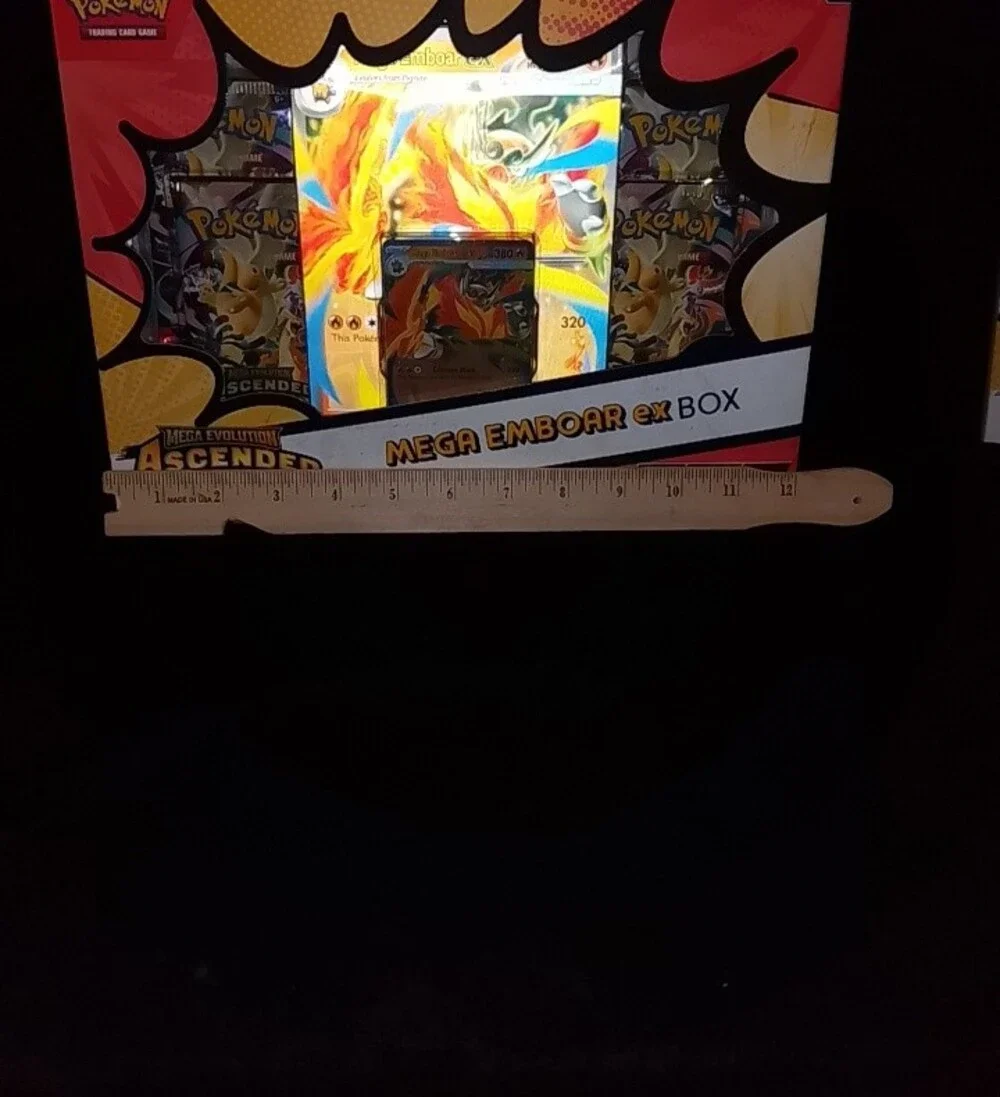 Mega Emboar ex Box - Red Collectible Trading Card